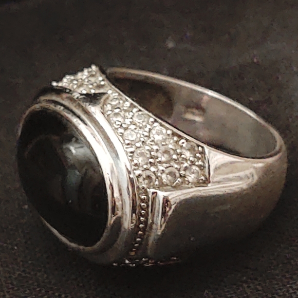 ISO Info- Onyx & Diamond Sterling Silver Ring-9.25 - Picture 2 of 13